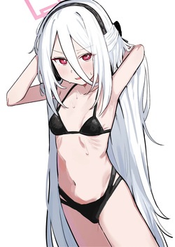 水着ケイ
