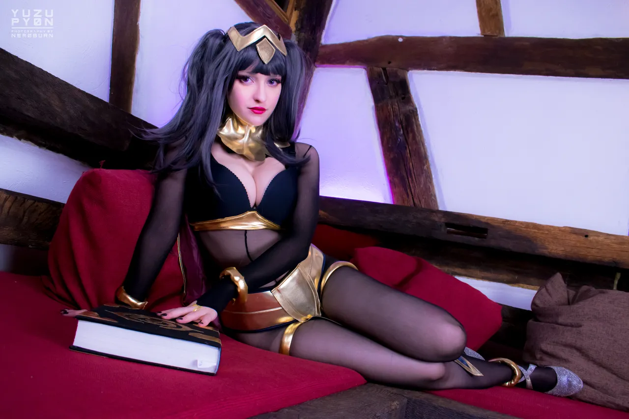 Yuzu Pyon - Tharja page 2 full