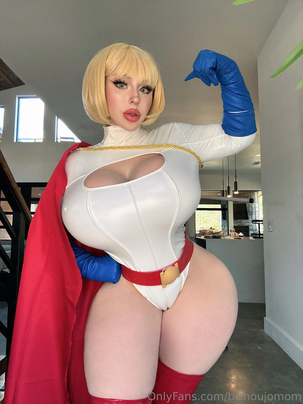 Bishoujo Mom - PowerGirl page 5 full