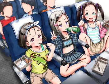 こちらは電車の中でお昼ご飯食べながら露出プレイ♬昨日の観覧車娘といい今どきの女子達は… cover